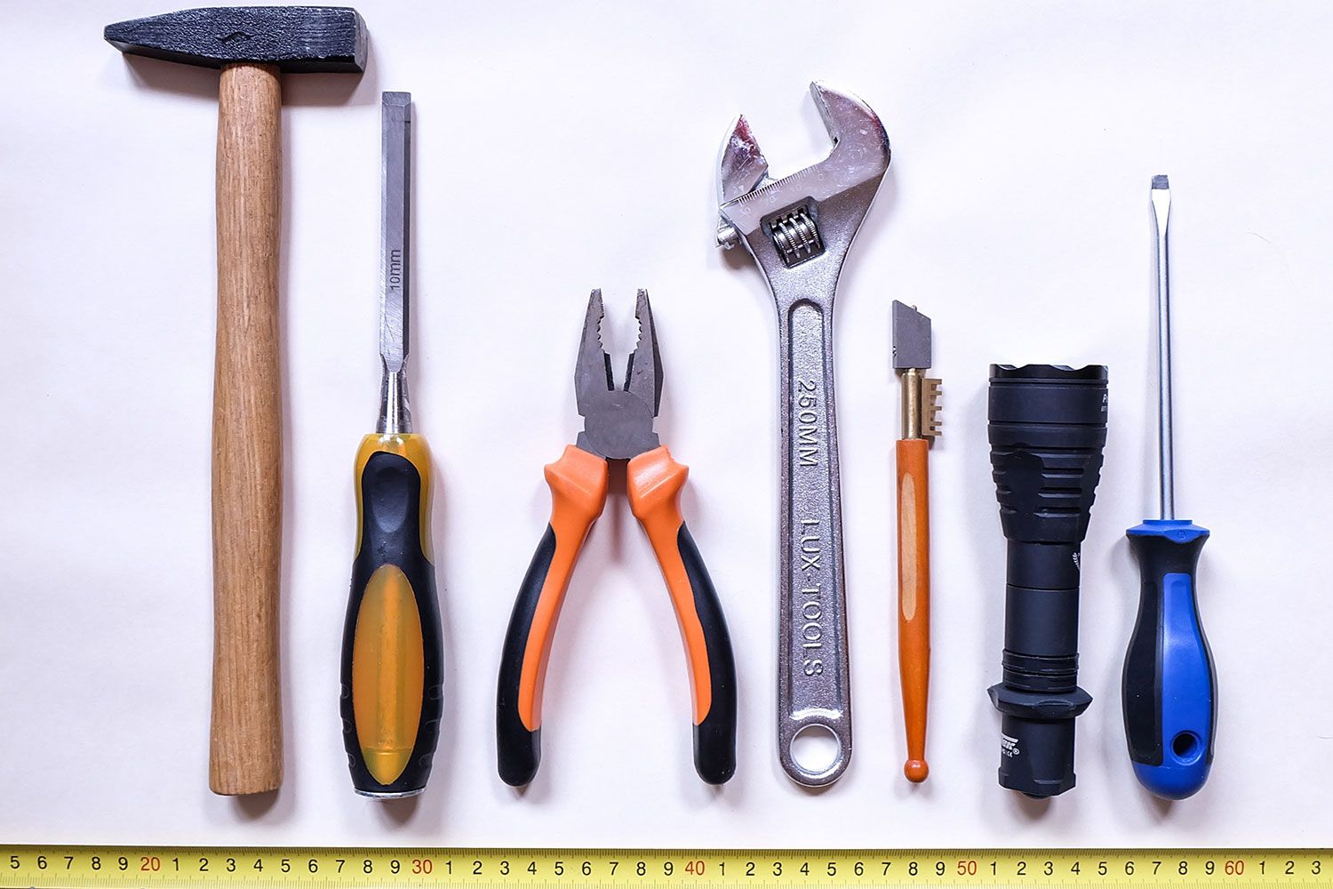 Infinity ProServ can provide handyman services to meet with your needs, from single jobs to whole to-do lists