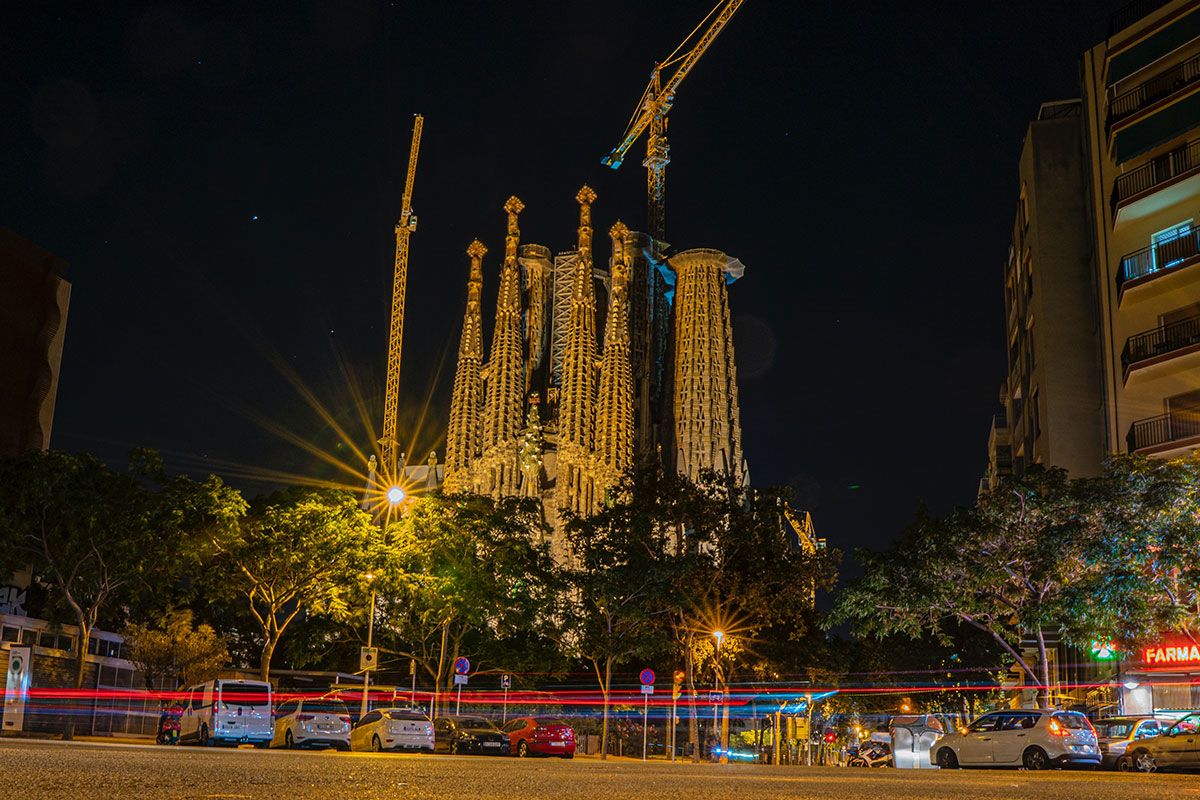 The Sagrada Familia is possibly Spain's most iconic building, yet it's still under construction more than 140 years after it was started! Find out what we can learn about completing a timely domestic building project.