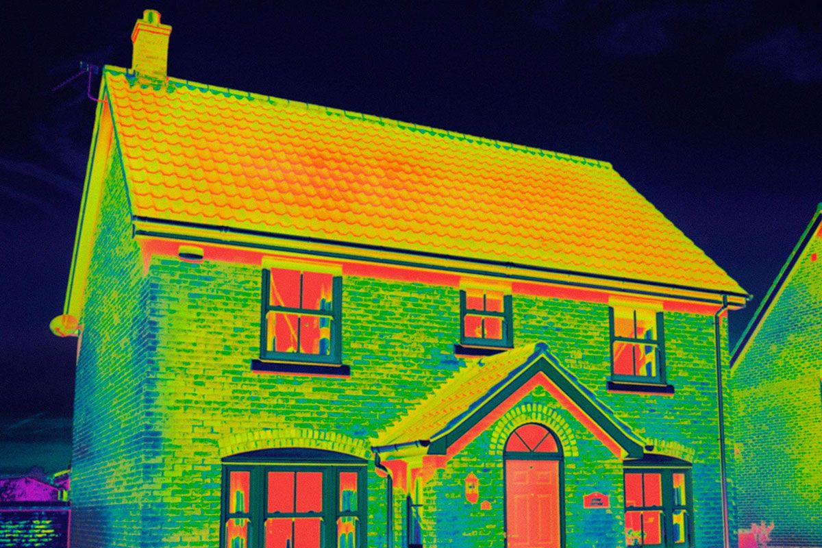 The use of FLIR Thermal Imaging technology can allow homeowners to understand where their home is allowing heat to escape and take a planned approach to improving their energy efficiency.